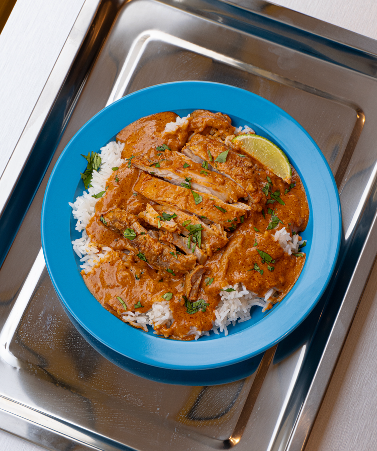 Poulet mafé, riz blanc